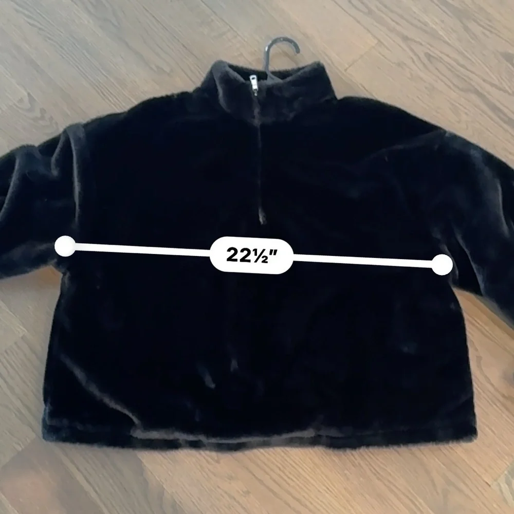 A New Day faux fur quarter zip, black Medium M soft y2k I